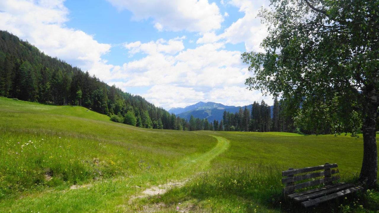 Erlebnishof Tschabitscher Villa Weissensee Buitenkant foto