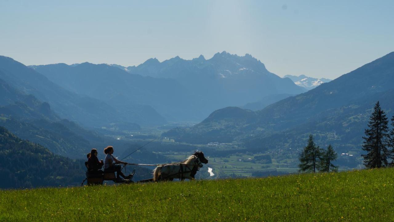 Erlebnishof Tschabitscher Villa Weissensee Buitenkant foto