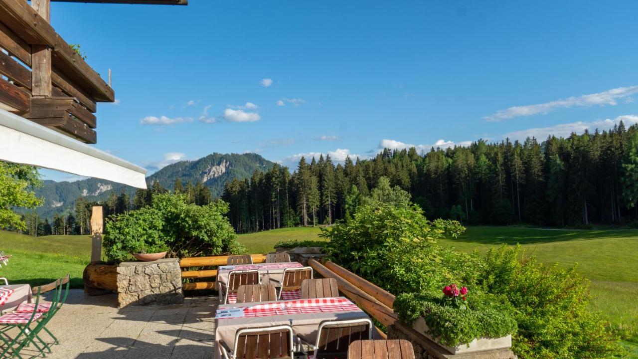 Erlebnishof Tschabitscher Villa Weissensee Buitenkant foto