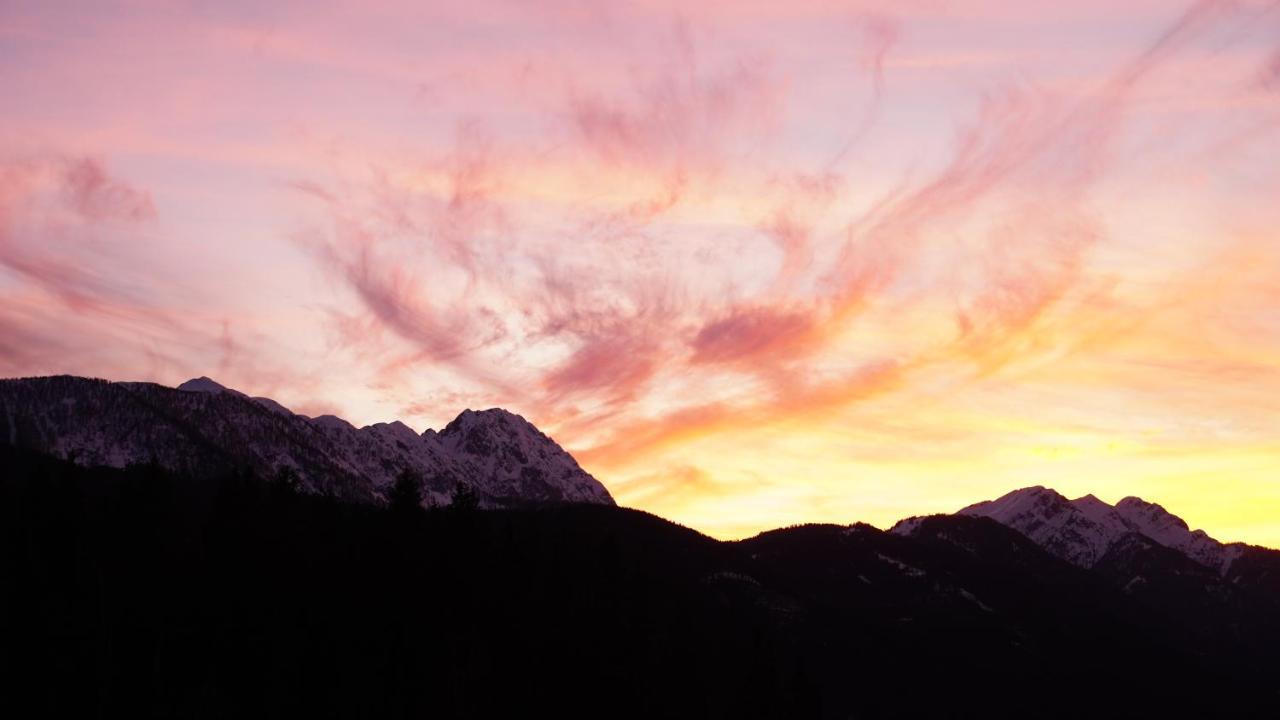 Erlebnishof Tschabitscher Villa Weissensee Buitenkant foto