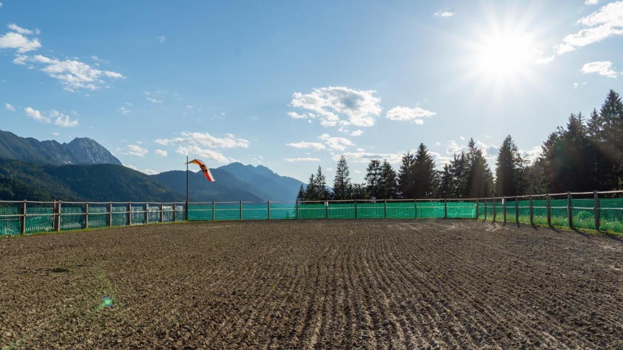 Erlebnishof Tschabitscher Villa Weissensee Buitenkant foto